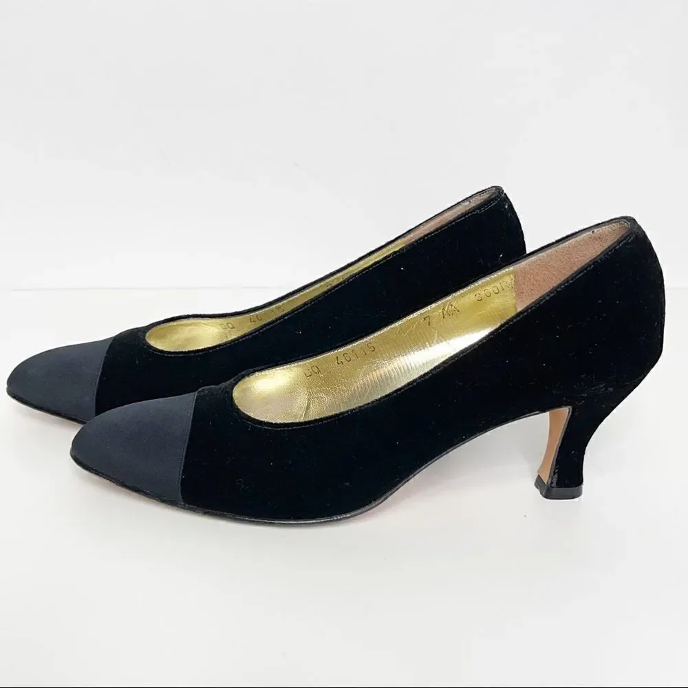 Salvatore Ferragamo Kitten Heel Cap Toe Black Pumps Size 7AA